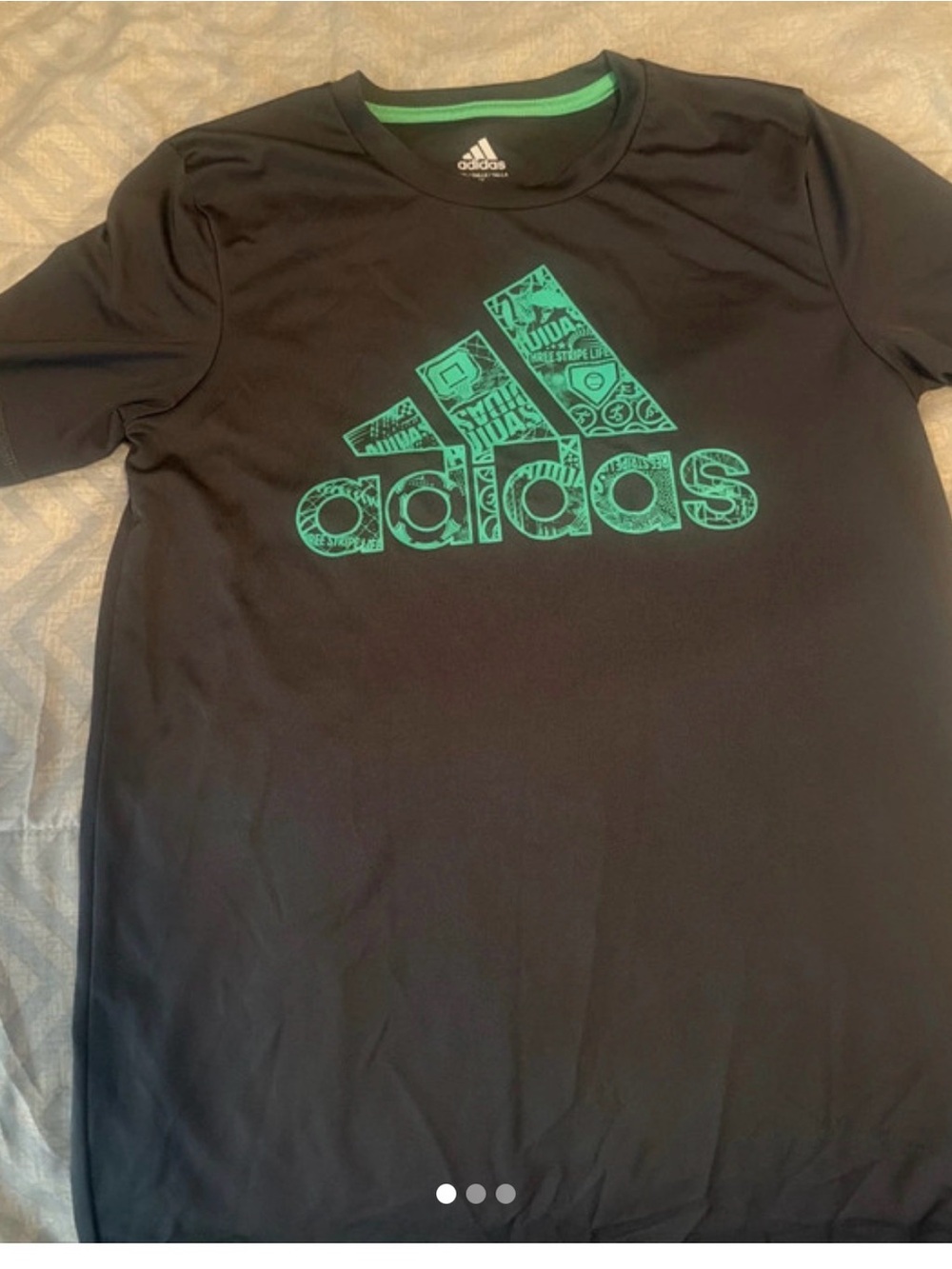 adidas Boys Graphic Tee Black & Green Size 10/12